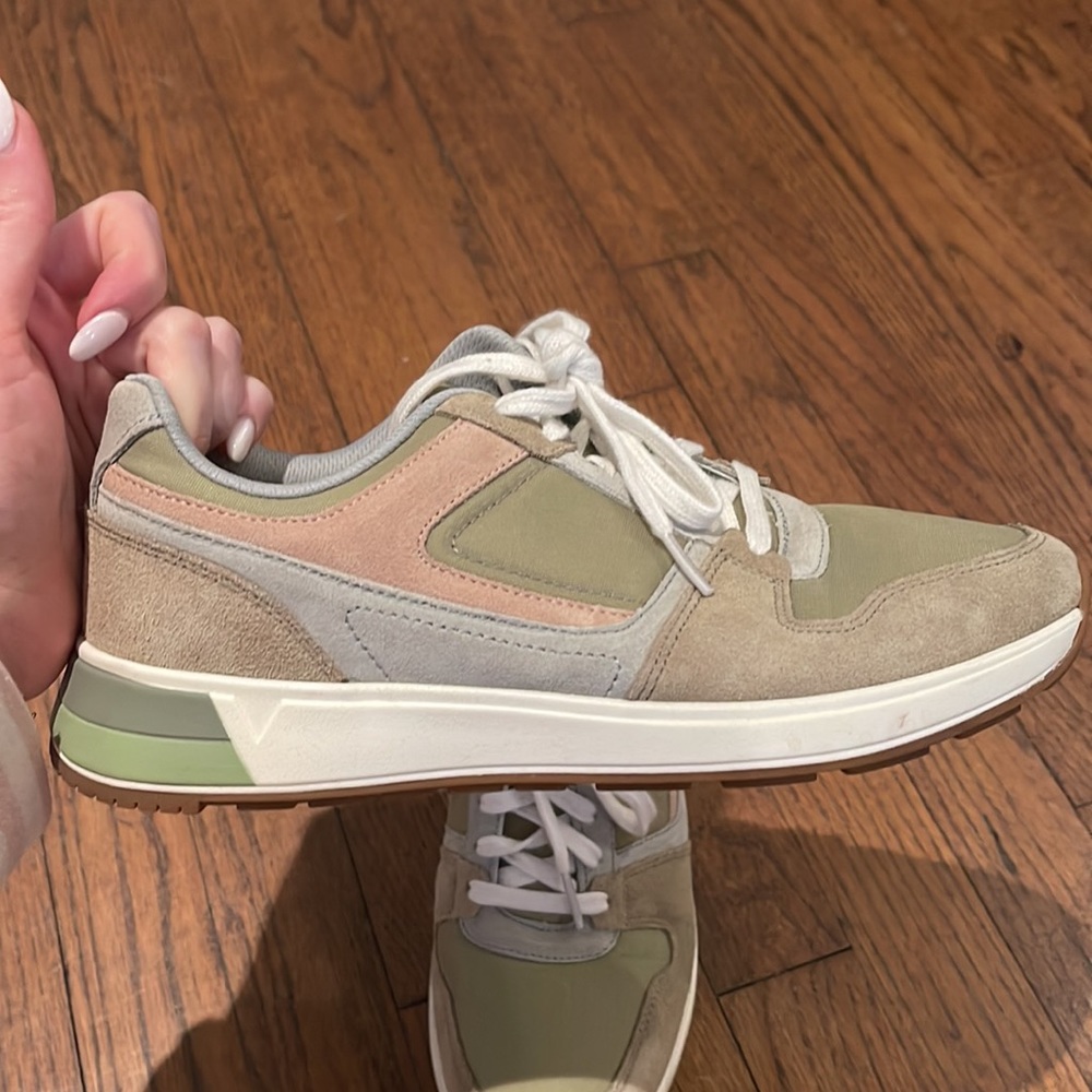 Vionic Shayla Sneaker